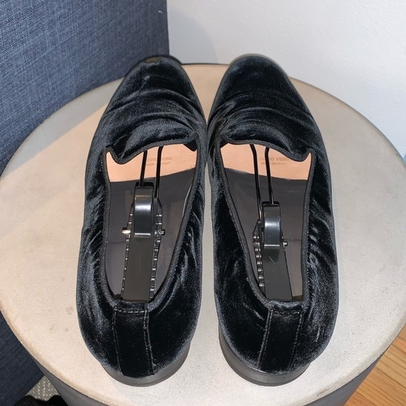 M. Gemi’s Velvet Smoking Slipper - Picture 4 of 9